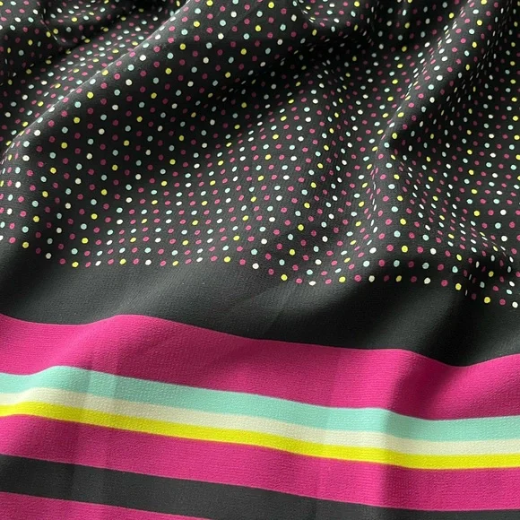 Old Navy Black Fully Lined Mini Skirt Size 4 - Picture 10 of 16